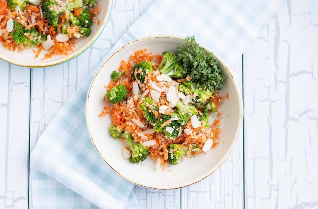 Leichter Brokkoli-Quinoa-Salat